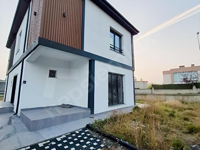 DEĞER GYO FIRSAT ALTINOLUK SIFIR 600M2 VİLLA 2 ADET MEVCUT 5+1