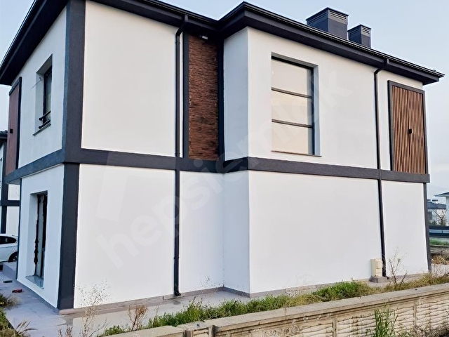 DEĞER GYO FIRSAT ALTINOLUK SIFIR 600M2 VİLLA 2 ADET MEVCUT 5+1 - Görsel 7