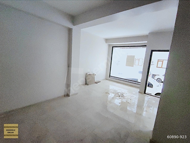 Şirinevlerde sıfır binadan satılık dükkan 24 m2 boş - Görsel 22