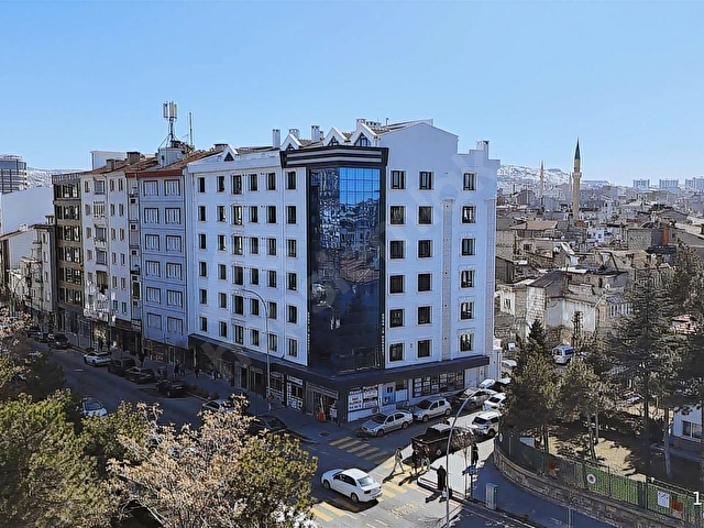VERAdan CADDE ÜZERİ ÇARŞI MERKEZ DE KİRALIK 3+1 OFİS/DAİRE - Görsel 2