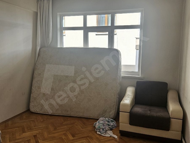 FİKİRLİ EMLAKTAN 3+1 GENİŞ, ÖN GÜNEY CEPHE ARA KAT SATILIK DAİRE - Görsel 5