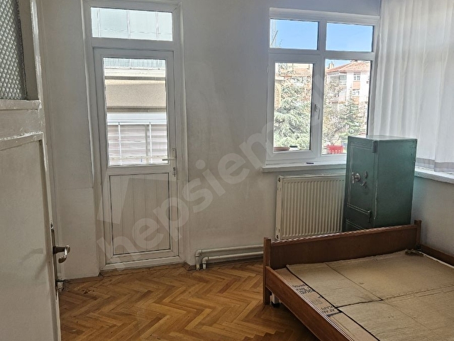 FİKİRLİ EMLAKTAN 3+1 GENİŞ, ÖN GÜNEY CEPHE ARA KAT SATILIK DAİRE - Görsel 23