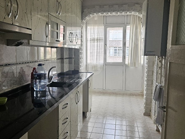 FİKİRLİ EMLAKTAN 3+1 GENİŞ, ÖN GÜNEY CEPHE ARA KAT SATILIK DAİRE - Görsel 17