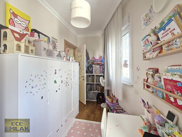 Kozyatağında Prestijli 2+1 Daire: Boş Teslim, Eşsiz Konum! - Görsel 18