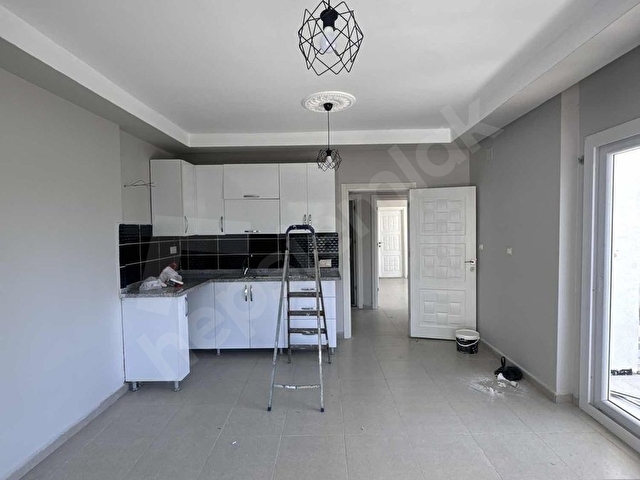 GÜLTEPE ANA CADDE ÜZERİ 2+1 KİRALIK FIRSAT DAİRE - Görsel 4
