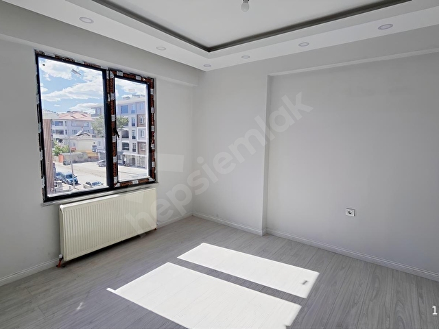 MABELDEN ŞEHİR MERKEZİNDE, MÜKEMMEL KONUMDA SATILIK 2+0 DAİRE - Görsel 4