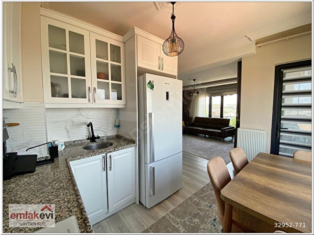 ÇİFTLİKKÖY MEHMET AKİFTE PANORAMİK MANZARALI EŞYALI 2+1 DAİRE - Görsel 21