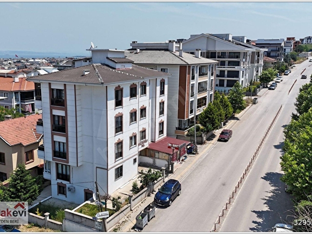 ÇİFTLİKKÖY MEHMET AKİFTE PANORAMİK MANZARALI EŞYALI 2+1 DAİRE - Görsel 4