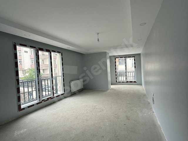 MERKEZ EMLAKTAN 2+1 ARA KAT ,ULAŞIMA YAKIN KİRALIK DAİRE !