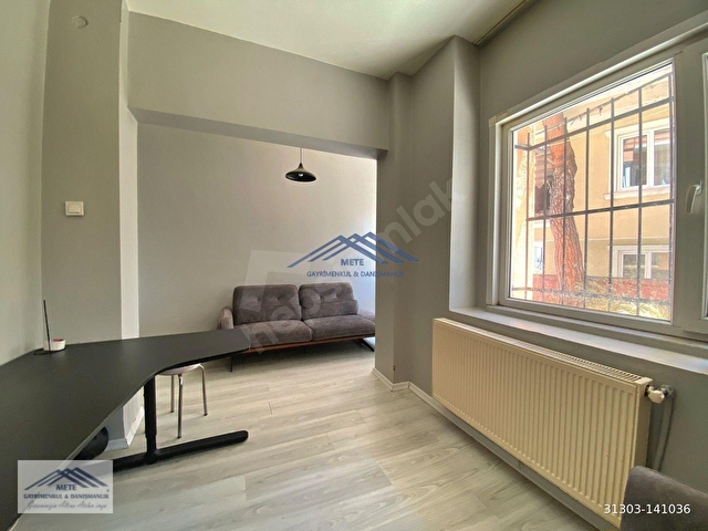 METEden Ortaköyde Az Katlı Binada 1+1,Bahçeli,Eşyalı Kiralık - Görsel 2