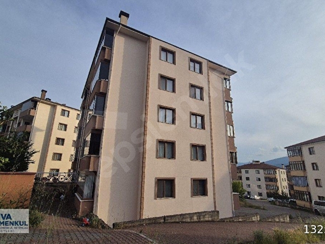 LİVA EMLAKDAN SAFRANBOLU EMEK MAHALLESİNDE KİRALIK 3+1 DAİRE - Görsel 10