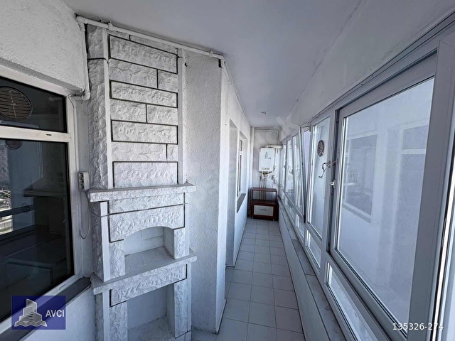 AVCIDAN BEYLİKDÜZÜ METROBÜSE 1 DK DAÇKA SİTESİ 3+1 150M2 NET - Görsel 13