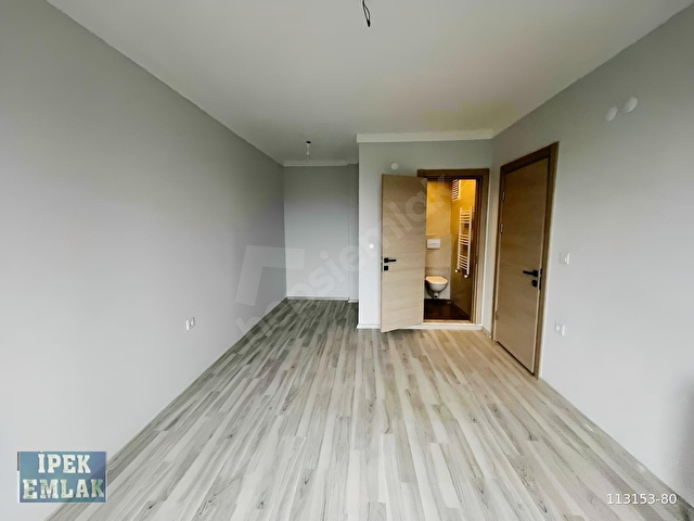 İPEK EMLAKTAN SARIKORKMAZDA 2+1 EBEVEYN BANYOLU YENİ DAİRE - Görsel 18