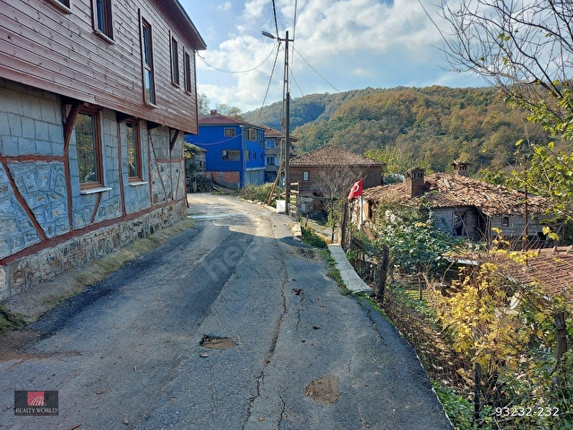 Sile Yesilvadi Koyunde 2040m2 35 Villa Imarli Arsa 93232 232 Hurriyet Emlak
