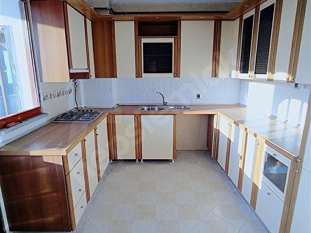 TÜRK GYODAN SÖĞÜTLÜDE DENİZ%ŞEHİR MANZARALI 3+1 SİTEİÇİ DAİRE - Görsel 18