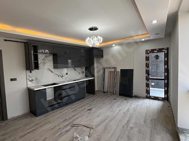 KAPAKLI MERKEZDE LÜXS REZİDANS DA SATILIK 1+1 SIFIR DAİRE/OFİS