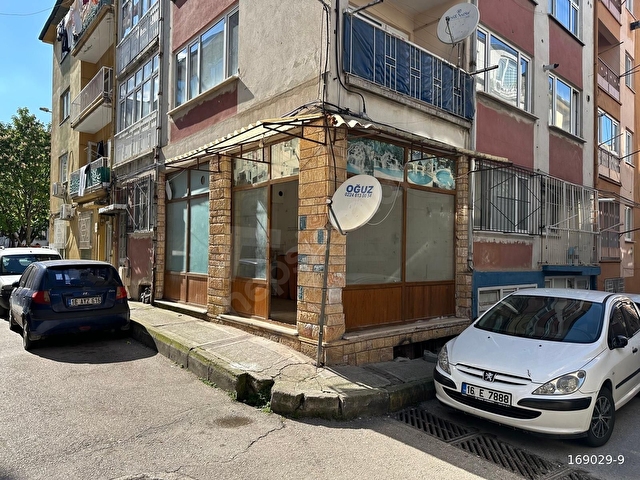 Hocahasanda Köşe Konum | Çift Cephe Depolu Kiralık Dükkan - Görsel 12