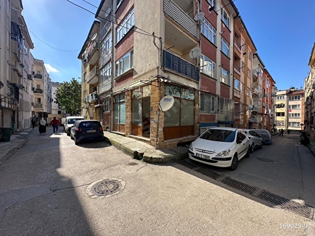 Hocahasanda Köşe Konum | Çift Cephe Depolu Kiralık Dükkan - Görsel 13