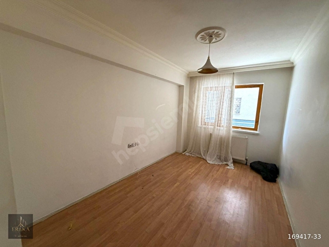 ER&KA GAYRİMENKULDEN CEPHELERİ AÇIK 2+1 TERAS BALKON CADDE ÜSTÜ - Görsel 23