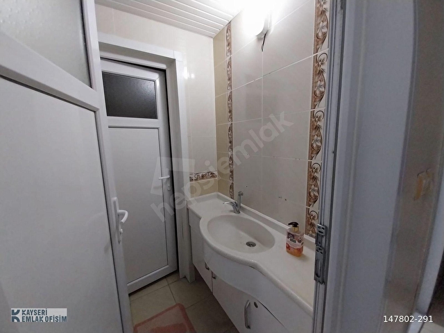 GÜLÜK MAHALLESİNDE 3+1 GENİŞ KİRALIK DAİRE - Görsel 12