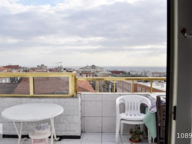 2001 YILI YAPIMI 3+1 TERASLI  MASRAFSIZ DAİRE ASANSÖRLÜ VE FUL DENİZ MANZARALI 130 M2 - Görsel 10