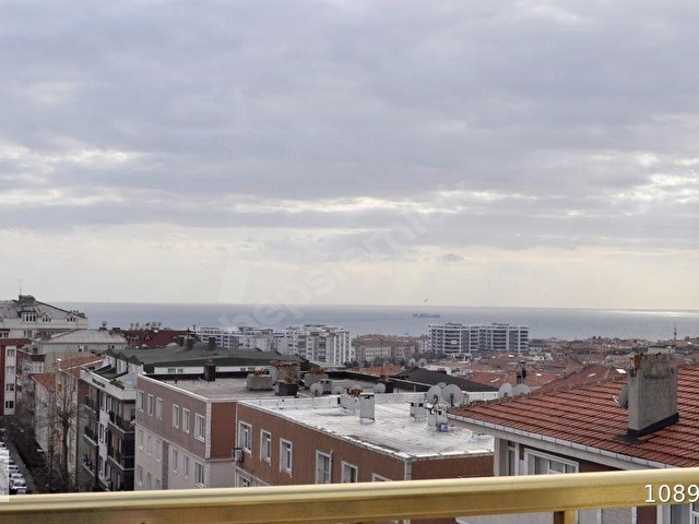 2001 YILI YAPIMI 3+1 TERASLI  MASRAFSIZ DAİRE ASANSÖRLÜ VE FUL DENİZ MANZARALI 130 M2 - Görsel 9