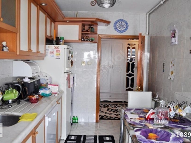 2001 YILI YAPIMI 3+1 TERASLI  MASRAFSIZ DAİRE ASANSÖRLÜ VE FUL DENİZ MANZARALI 130 M2 - Görsel 12