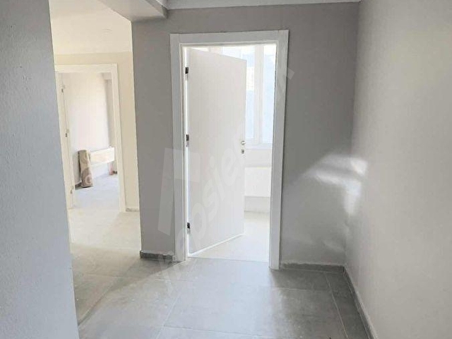 HAYATPARK 4 TE YÜKSEK KAT TEMİZ TAPULU SATILIK FIRSAT 3+1