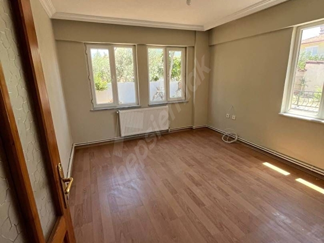 MERKEZİ KONUMDA, FERAH VE GENİŞ 3+1 KİRALIK DAİRE (165m2) - Görsel 15