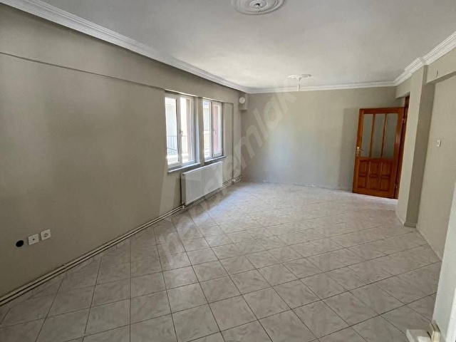 MERKEZİ KONUMDA, FERAH VE GENİŞ 3+1 KİRALIK DAİRE (165m2) - Görsel 12