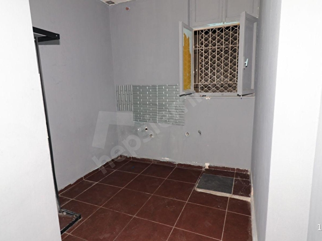 HÜSNÜ KARAKAŞ CAD.  YOĞUN YAYA TRAFİĞİNE CEPHELİ  ÇOK AMAÇLI İŞYERİ - Görsel 9