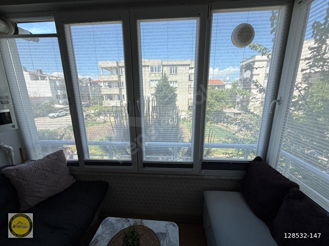 Lapseki Merkez Tadilatlı Ara Kat Masrafsız 2+1 Daire - Görsel 9