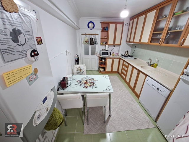 KAFKASLARDA GENİŞ M² CEPHELER AÇIK ALTI DAİRE KÖK TAPU ! - Görsel 15