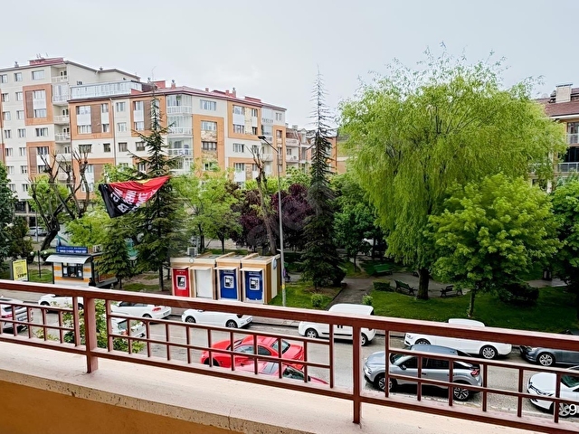 RE/MAX MODdan Site İçi, Eti Cad. Üzeri 3+1 Geniş Kiralık Daire - Görsel 18