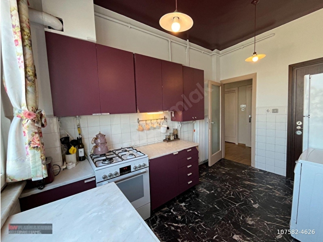 Gümüşsuyunda Köşe Parselde Manzaralı 3+1 Planında Keyifli Daire - Görsel 28