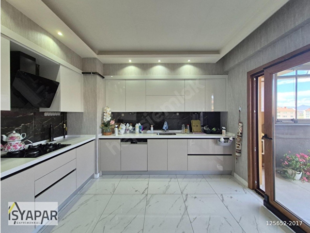 YAZIR MAHALLESİNDE SİTE İÇİ 4+1 3 CEPHE 200 M2 LÜKS SATILIK DAİRE - Görsel 13