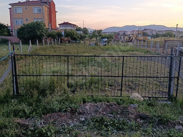 GÖNEN KURTULUŞ MAH. KAT KARŞILIĞI SATILIK 438 M2, ARSA:TEL-0-532-6209783. - Görsel 2