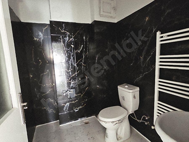 MİTHAT PAŞA DA EMSALLERİNDEN UYGUN YAPILI DAİRE - Görsel 12