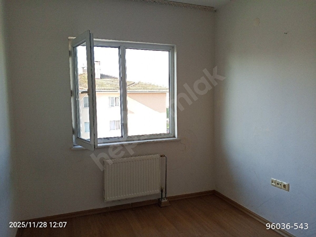 DÜZCE ÇAVUŞLAR TOKİDE 1+1 BATI CEPHELİ 4.KAT KİRALIK DAİRE - Görsel 10