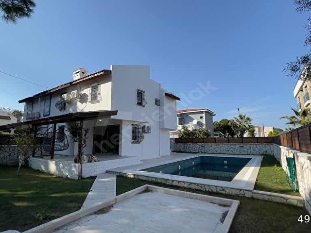 Çeşme Ilıca Altunus kiralık müstakil havuzlu 5 + 1 villa - Görsel 16