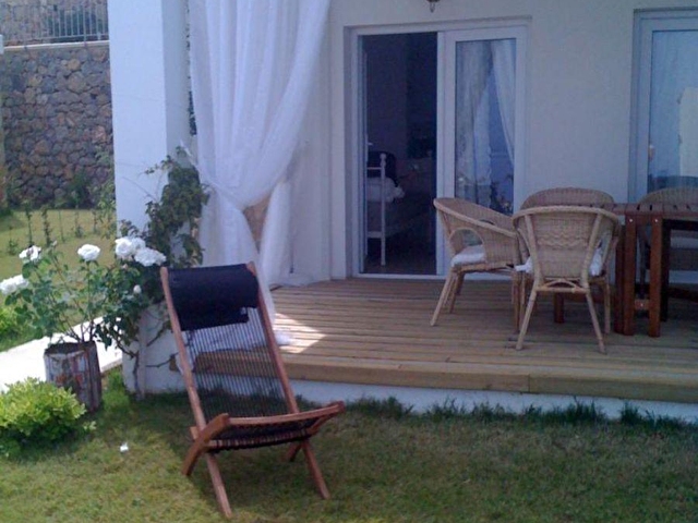 Gumusluk Koyunbaba Mevkii 1 1 Satilik Manzarali Bahce Kati Daire 116579 35 Hurriyet Emlak