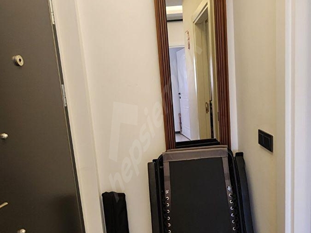 YENI FOÇA ESYALI ,TERASLI SATILIK 2+1 DAIRE - Görsel 8