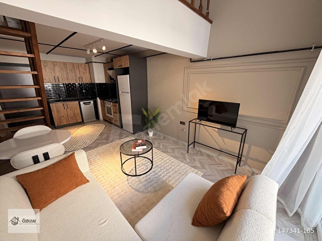 KÖRFEZ TRAMVAYA 300 MT MESAFEDE LÜKS EŞYALI 1+1 LOFT DAİRE - Görsel 18