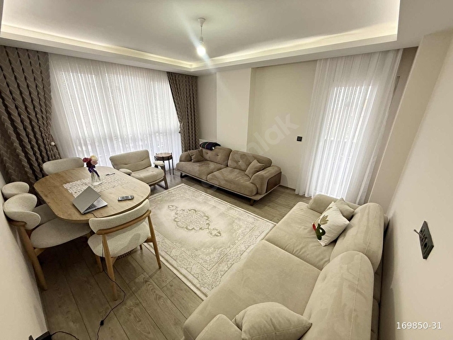DEMİR İNŞAATTAN SİTE İÇERİSİNDE OTOPARKLI 12.KAT DAİRE - Görsel 2