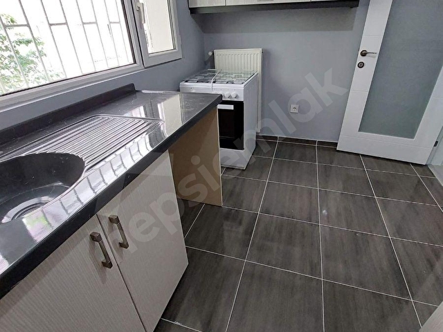 GARDENDEN 7.CADDE YAKINI YAPILI 1.KAT KONUMUNDA ÖN CEPHE  3+1 DAİRE - Görsel 14