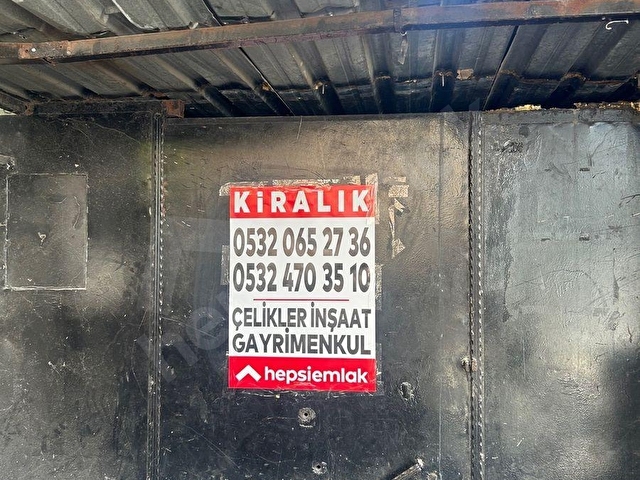 İşinize Uygun! 240 m² Kullanım Alanlı, Merkezi Konumlu Depo / Atölye