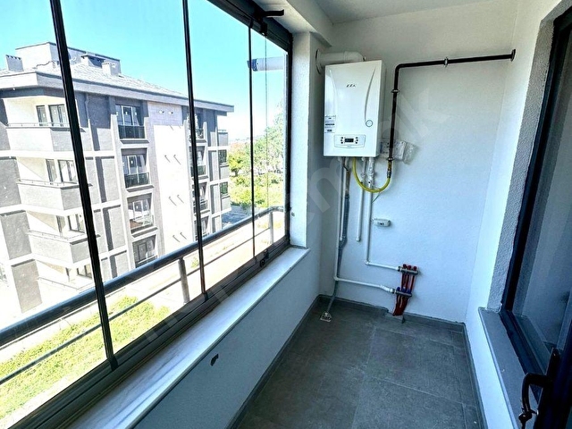 Bandırma Mita Gayrimenkulden Yeni Mahallede Ara Kat Eşyalı 1+1 Kiralık Daire - Görsel 29