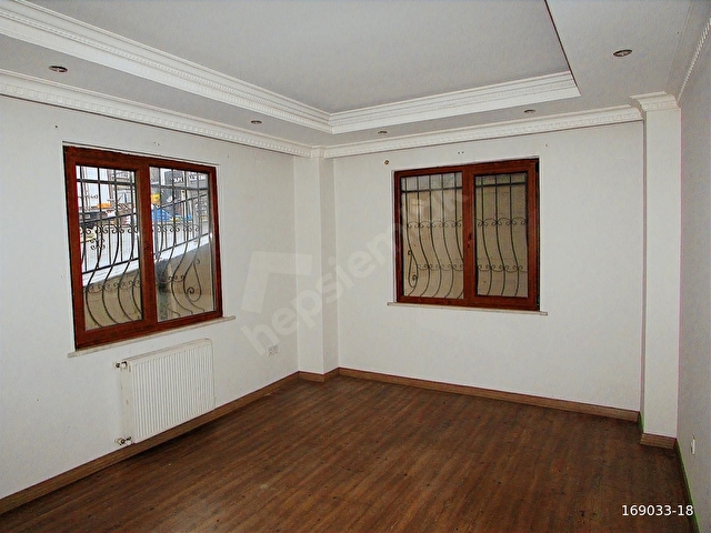 SATILIK 2YE BÖLÜNÜK OFİS VE DEPO AYRI AYRI KİRADA 7850000tl. - Görsel 8
