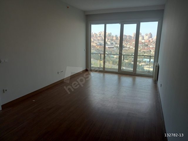 Bahçeşehir Göl Panorama Sitesinde Satılık Yol Cephe 2+1 - Görsel 5
