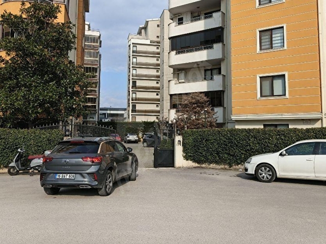 23 NİSAN MH. 40.000.TL SİTE İÇİNDE 156M2 ARA KAT 3+1 KİRALIK DA - Görsel 2